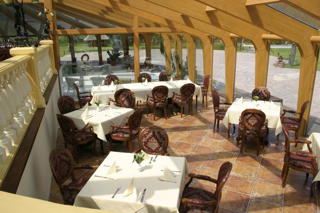 Palac Piorunow & Spa Kwiatkowice Extérieur photo