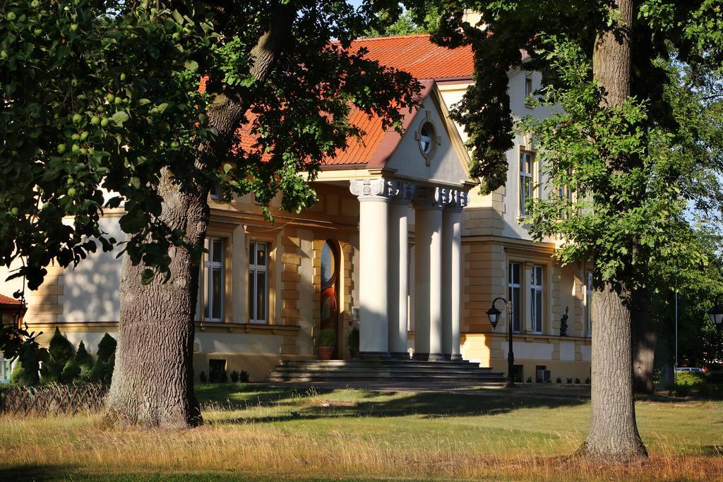 Palac Piorunow & Spa Kwiatkowice Extérieur photo