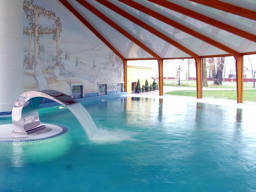 Palac Piorunow & Spa Kwiatkowice Extérieur photo