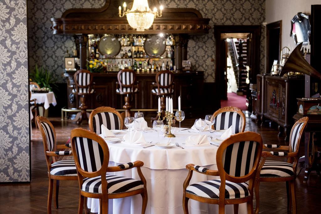 Palac Piorunow & Spa Kwiatkowice Extérieur photo
